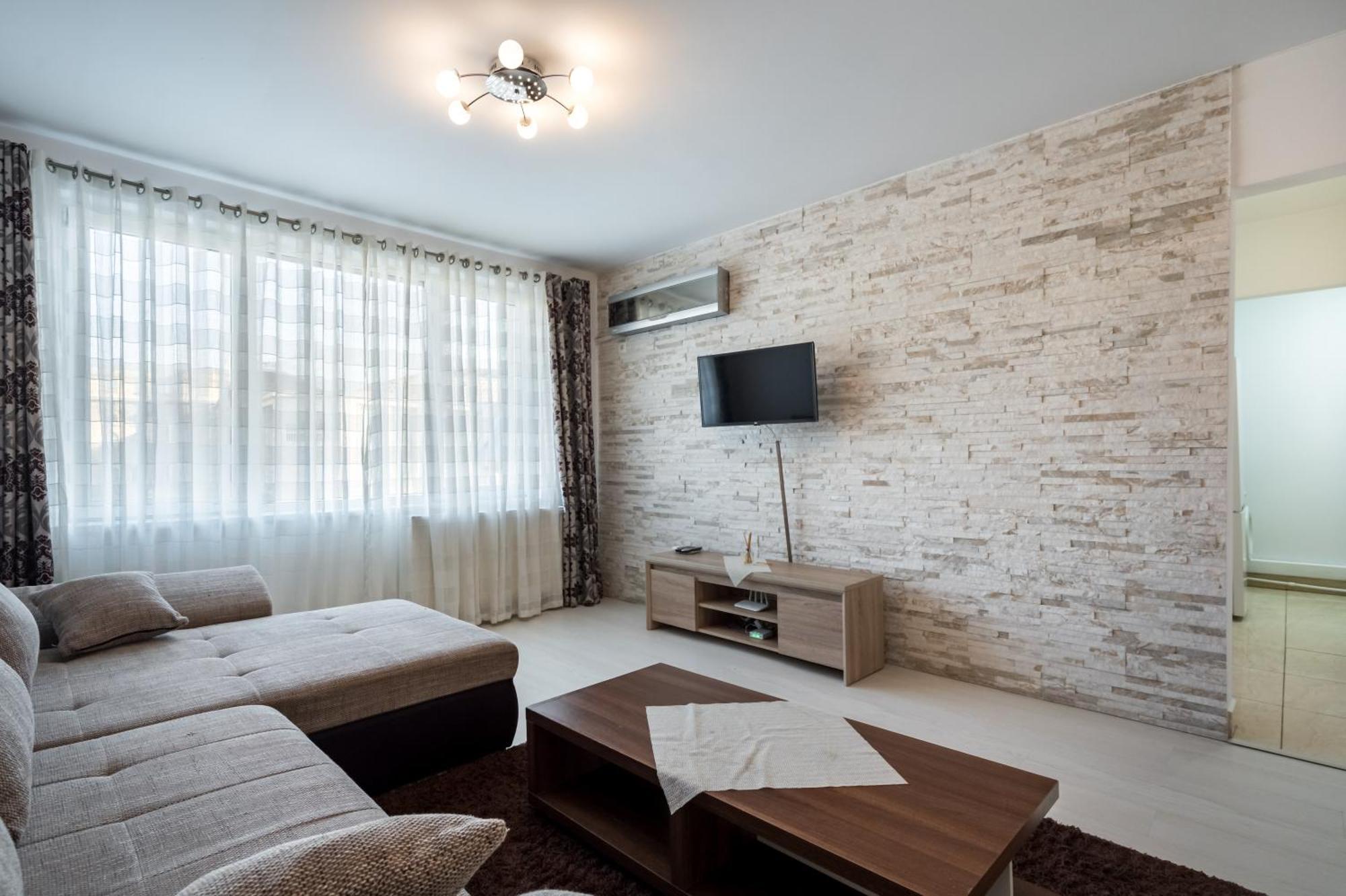 Magnificent Location With Iconic Scenery - Sala Palatului Bukarest Exterior foto