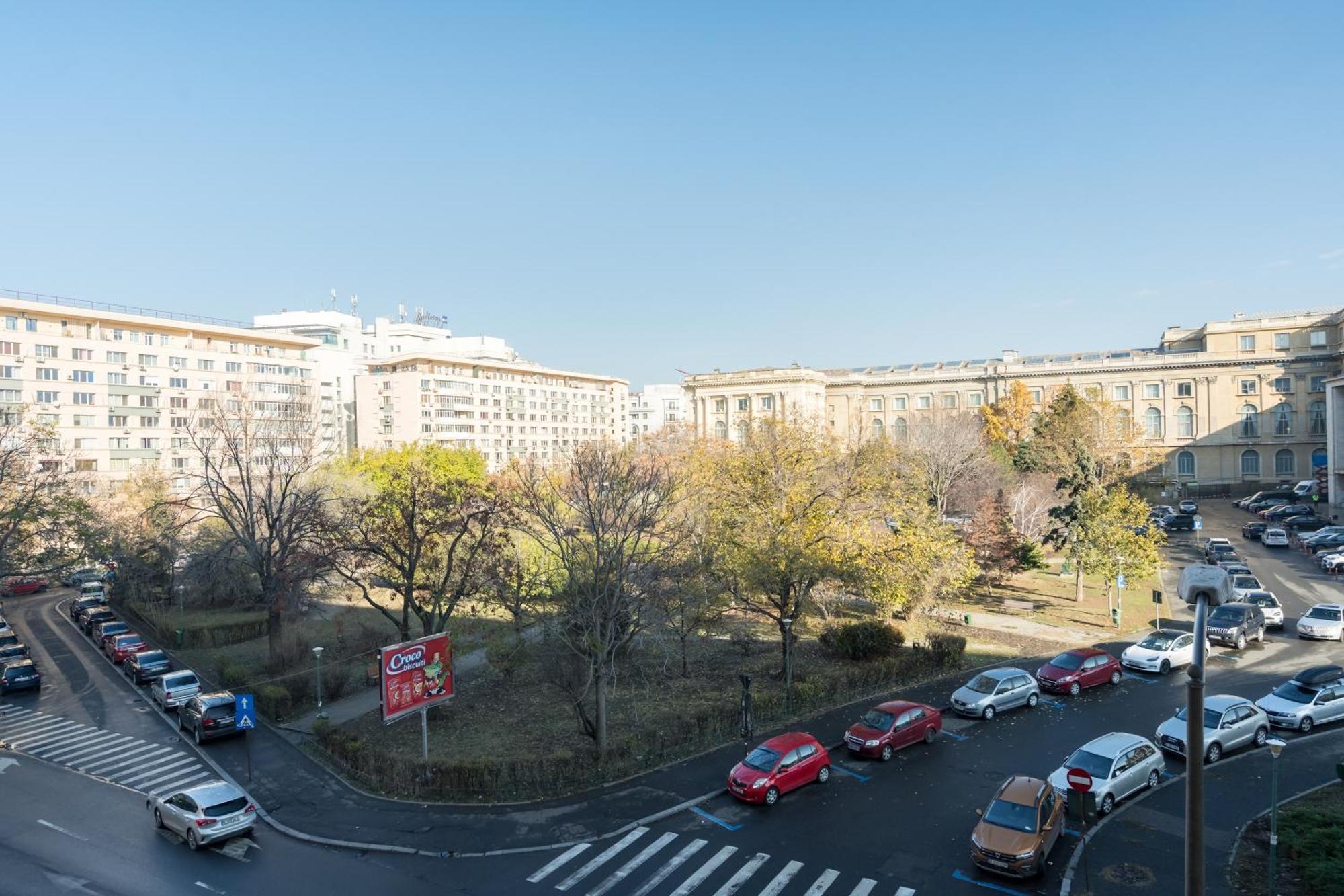 Magnificent Location With Iconic Scenery - Sala Palatului Bukarest Exterior foto